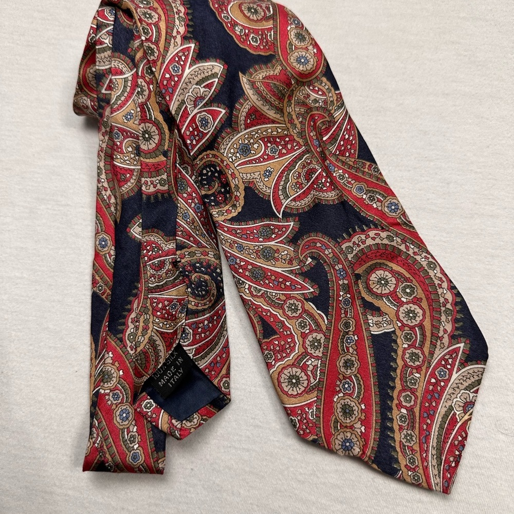 Red and Gold Paisley Silk Tie